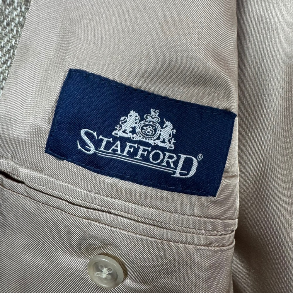 Stafford 100% Silk Blazer Jacket Mens 42S Herringbone Beige Tan Sport Coat - Picture 5 of 14